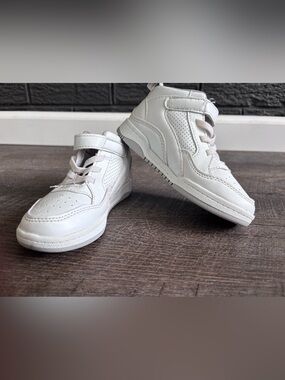 And1 White Kids High-Top Sneakers with Strap